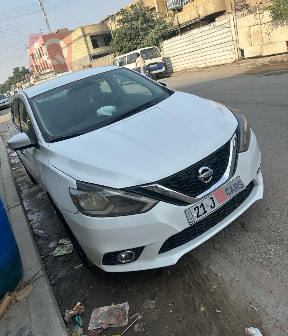 نیسان سێنترا